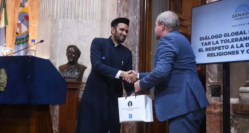 Distinguen a El Litoral en el Senado de la Nación