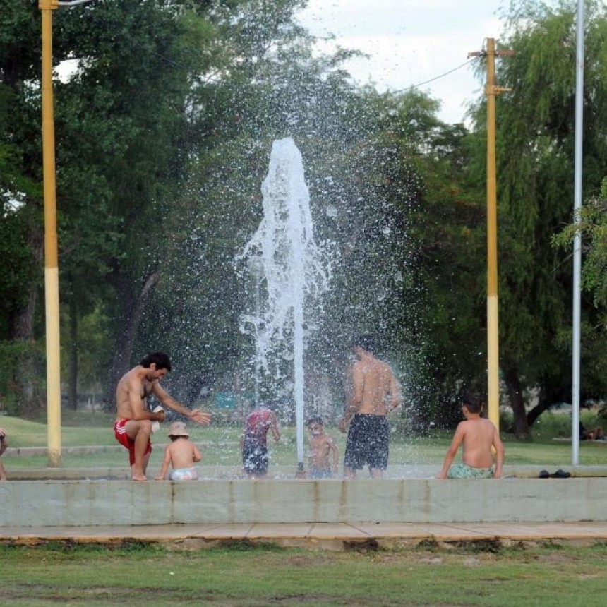 Sigue la ola de calor unos días más, y el alivio llegaría el martes