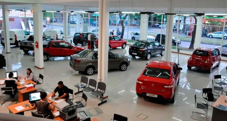 Ni nuevos, ni usados: por la crisis económica bajaron las ventas de vehículos
