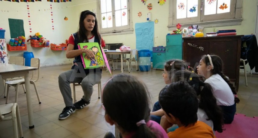 Ausentismo docente en Santa Fe: el gobierno adelantó que habrá sanciones y sumarios 