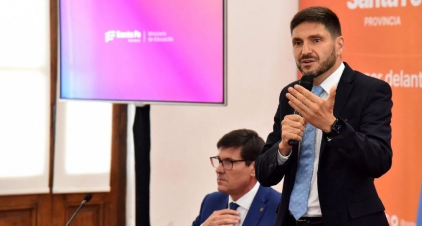Pullaro se comprometió a controlar el ausentismo docente y habló de 