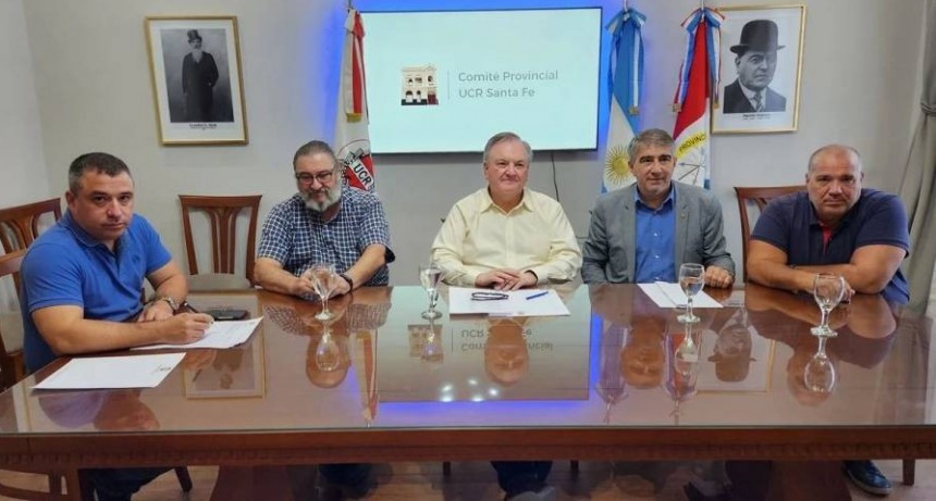 Unánime apoyo para que Felipe Michlig siga presidiendo el Comité Provincial de la UCR