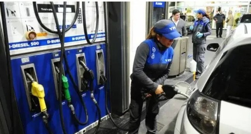 Estacioneros alertaron por el desplome de las ventas de combustibles: 