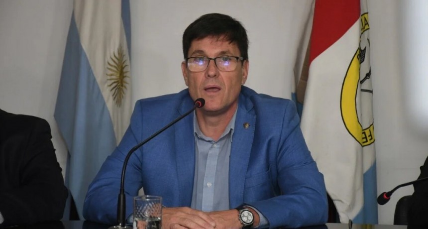 El gobierno de Santa Fe posterg&oacute; la paritaria para el martes 12, tras el anuncio de paro docente