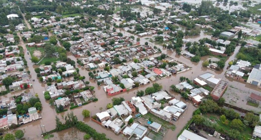 Grave inundaci&oacute;n en Gualeguay: cayeron 500 mil&iacute;metros de lluvia en 3 d&iacute;as y hay un centenar de evacuados