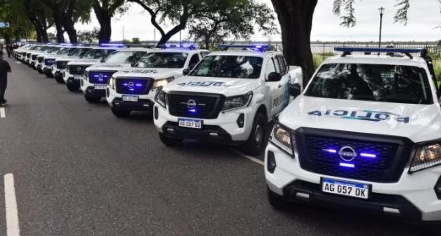 Pullaro le agradeció a Kicillof el envío de móviles para combatir al narcotráfico en Rosario