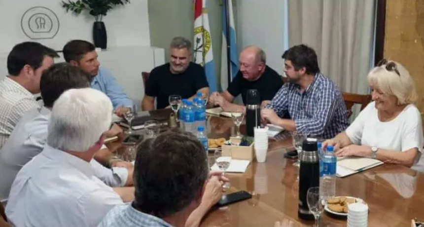 Comenzaron los trabajos para generar acuerdos en la cadena lechera santafesina 