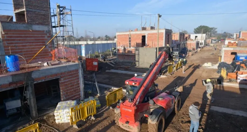 Gobierno frenó más de 2 mil obras públicas: 200 mil empleos en riesgo 