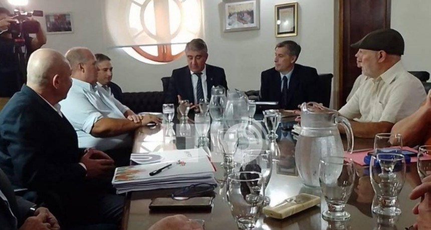 Paritaria central: cuarto intermedio hasta el lunes a la espera de una oferta