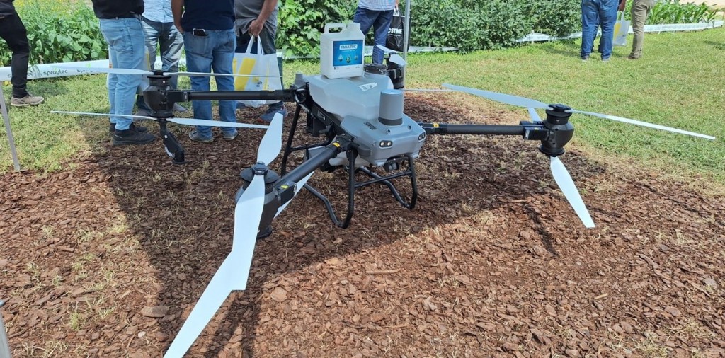 Los drones ya vuelan sobre grandes cultivos y resuelven problemas