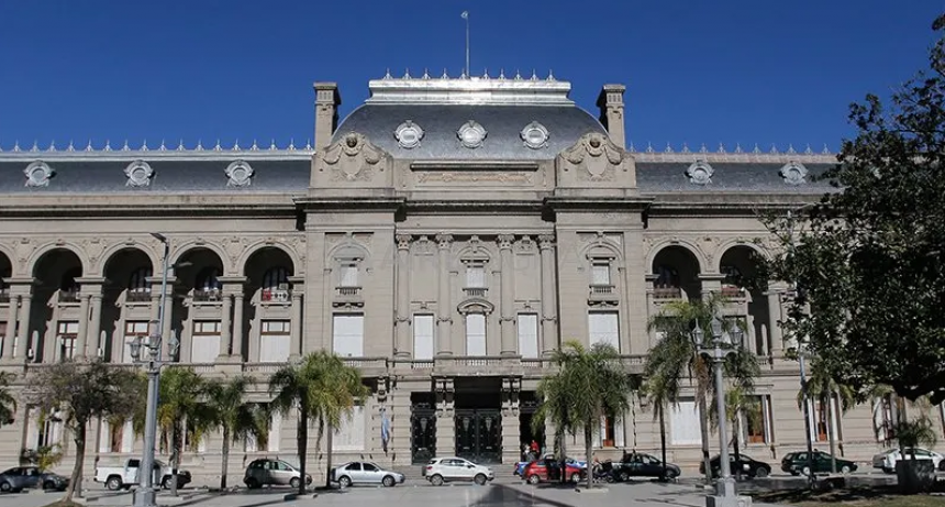 Las cuentas públicas de Santa Fe: entre el equilibrio fiscal, la obra pública y los gastos de capital