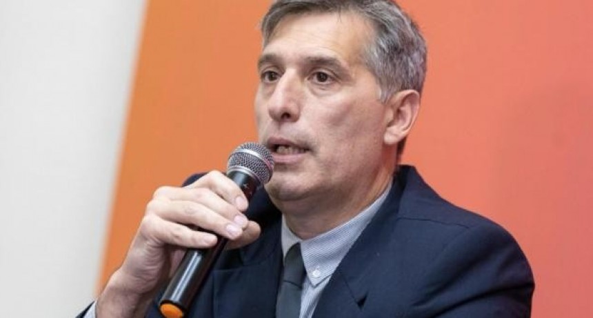 Olivares habló de su viaje a Nueva York, el acuerdo con el FMI y las paritarias
