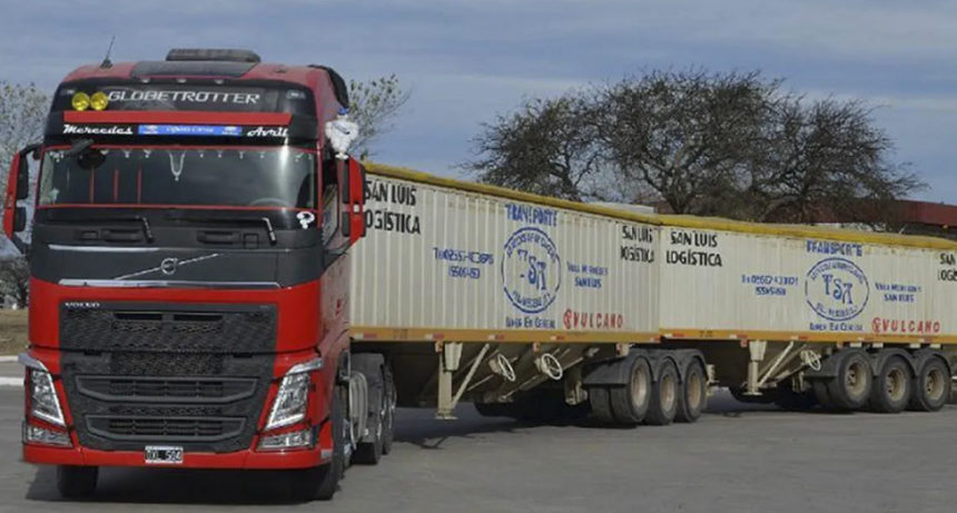 Habilitan la circulación de bitrenes por rutas de la provincia de Santa Fe