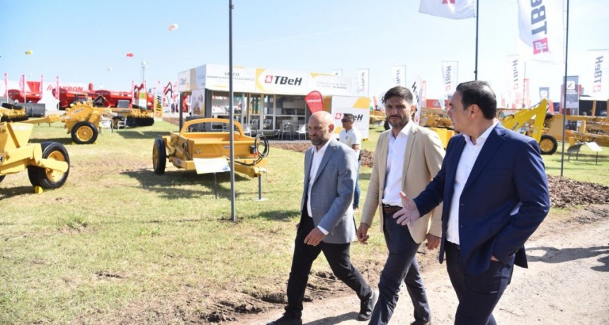 EN EXPOAGRO PULLARO FUE MAS “LIBER-KEYNESIANO” QUE NUNCA