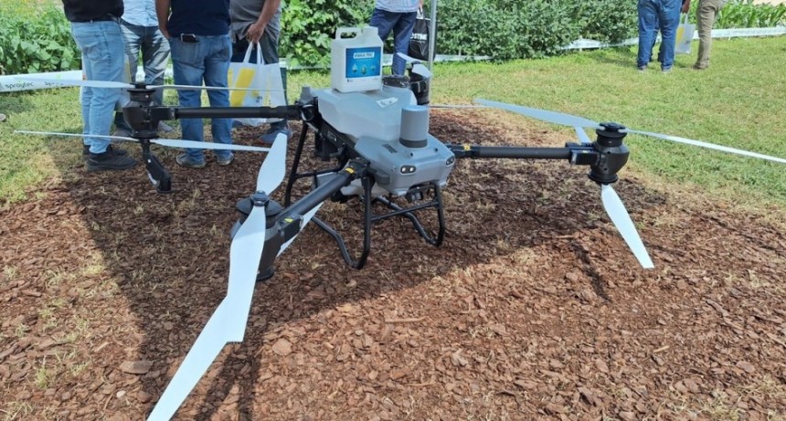 Los drones ya vuelan sobre grandes cultivos y resuelven problemas
