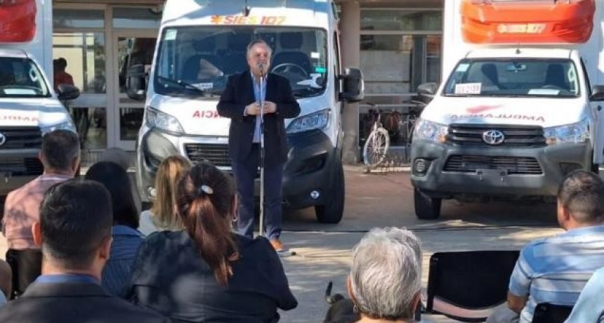 Nuevas ambulancias para localidades del departamento San Cristóbal