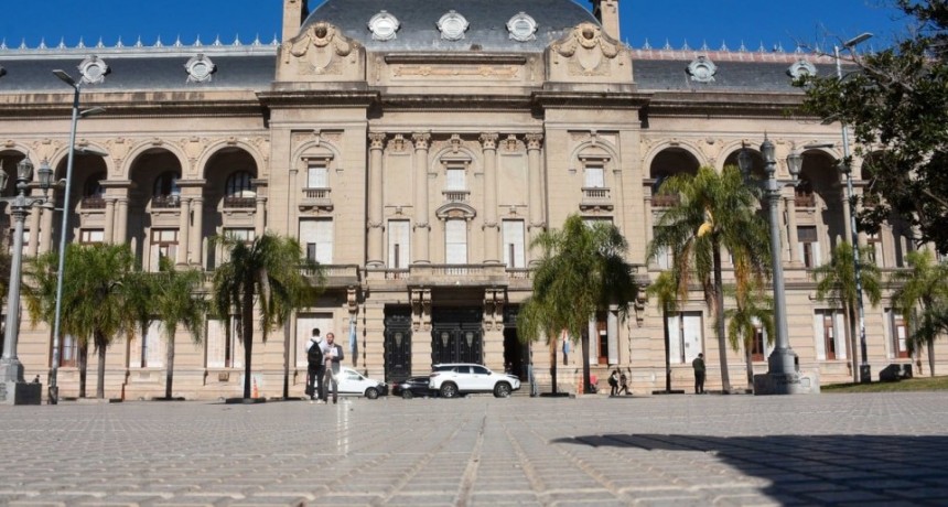 Cuáles son los temas incluidos en la reforma de la Constitución de Santa Fe