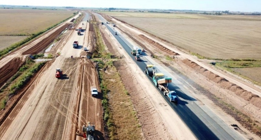Córdoba anunció que completará los 63 km que faltan para terminar la autopista a San Francisco