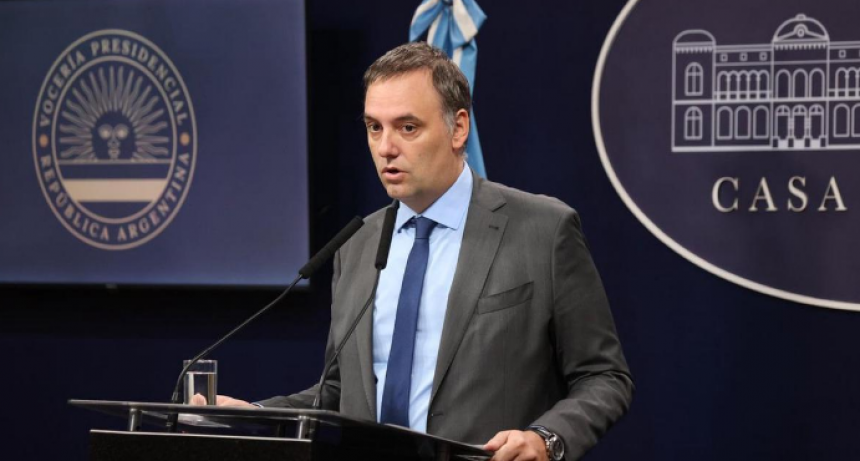 Manuel Adorni será candidato a legislador porteño por La Libertad Avanza