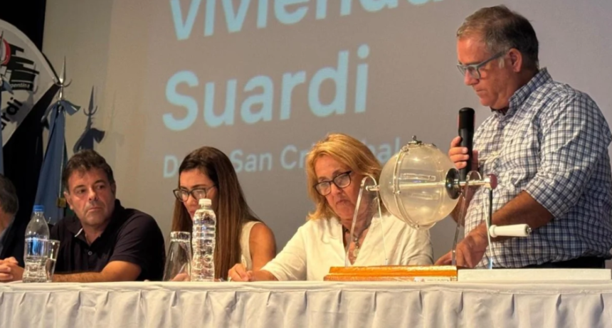 Suardi: sortearon 24 viviendas y avanza un nuevo barrio con inversi&oacute;n provincial