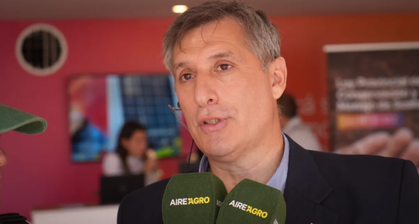 Pablo Olivares dio detalles del plan de desendeudamiento y afirm&oacute; que la deuda de los estatales est&aacute; debajo del promedio nacional