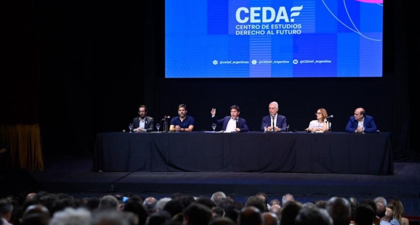 Kicillof llam&oacute; a construir un frente opositor y critic&oacute; con dureza a Milei