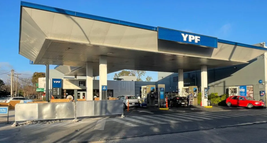 Precio del petr&oacute;leo, carga impositiva o la cotizaci&oacute;n del d&oacute;lar: por qu&eacute; aumentan los combustibles en Argentina