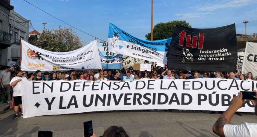 Paro de docentes universitarios: 