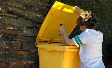 CIENT&Iacute;FICOS JAPONESES DESCUBREN UNA BACTERIA QUE COME PL&Aacute;STICO