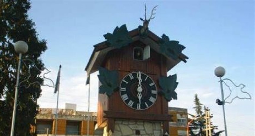 Acuerdan promover viajes de egresados de 7º a partir de los 140 mil pesos