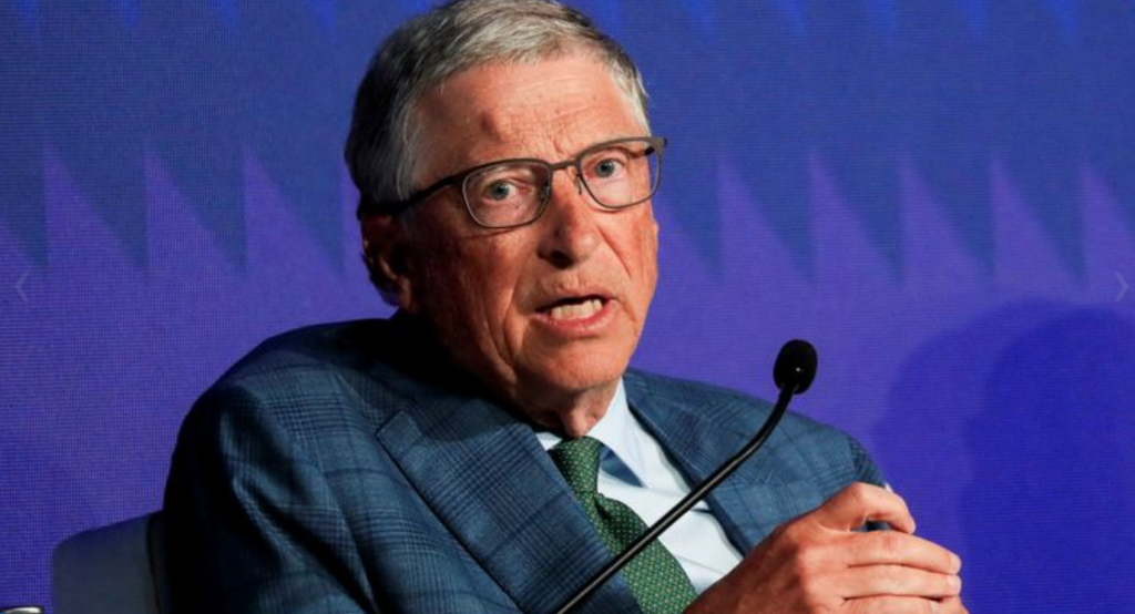 Cuál es la edad correcta para darle un celular a un niño, según Bill Gates