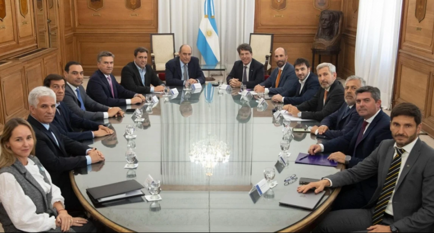 El gobierno dice tener aval para la ley Bases y el paquete fiscal