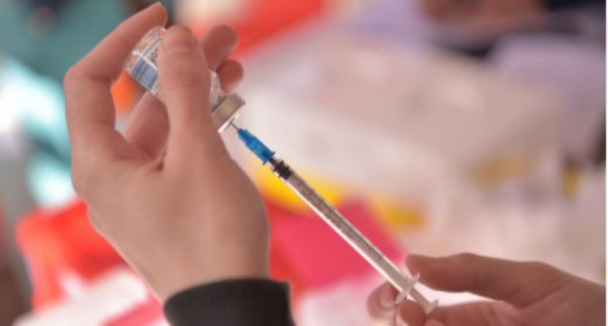 Los afiliados de PAMI ya pueden acceder a la vacuna antigripal