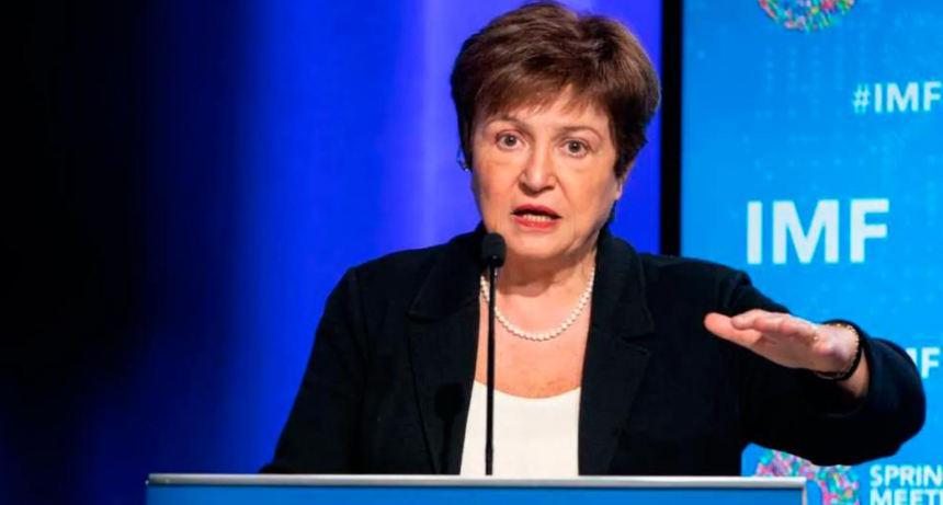 La titular del FMI advierte que aunque se acelera la baja, la inflación no fue derrotada