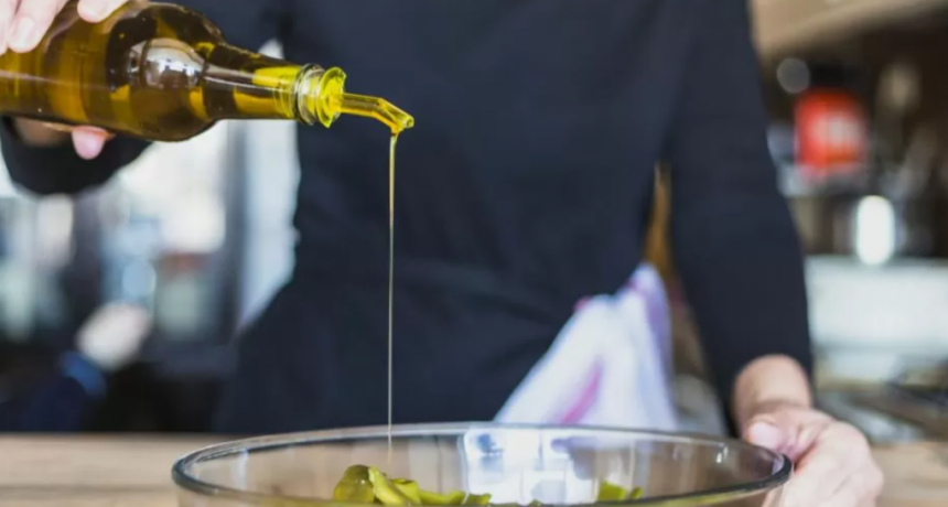 El uso del aceite que los médicos no recomiendan por el impacto que tiene en el cerebro, el hígado y los intestinos