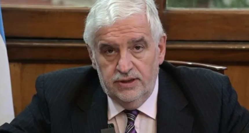 VILELLA SE REUNIRÁ EN RAFAELA CON FUNCIONARIOS Y PRODUCTORES AFECTADOS POR LA CHICHARRITA