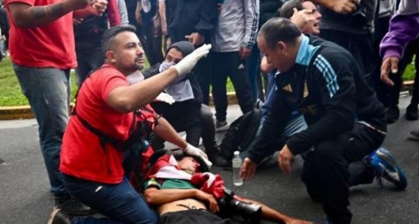 El Gobierno de Javier Milei echó al autor de la foto que permitió identificar al agresor de Pablo Grillo