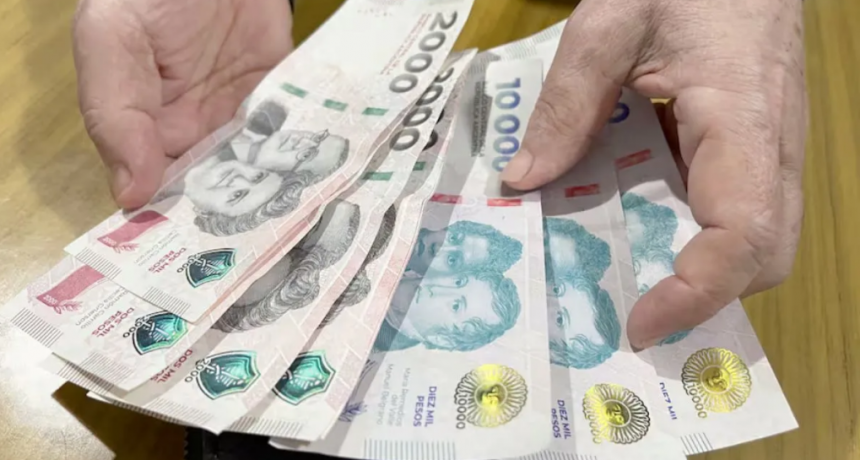 Por la suba en alimentos y las turbulencias externas, empeoran los pronósticos de inflación