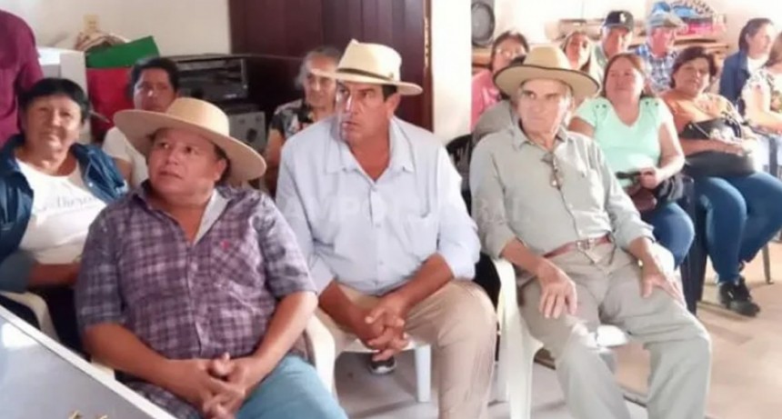 El agua sigue sin llegar