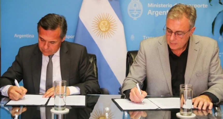 Inversión industrial, caminos y cloacas: el ministro Giuliano y autoridades nacionales recibieron al intendente de Rafaela