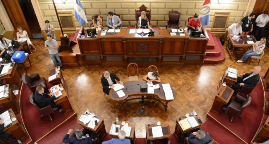 Tres agrupaciones políticas desafían a Juntos y Unidos en todos los departamentos