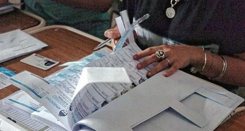 Elecciones: los docentes que serán autoridades de mesa cobrarán alrededor de $12.000