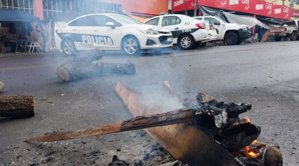 Docentes levantan campamento en Misiones: 