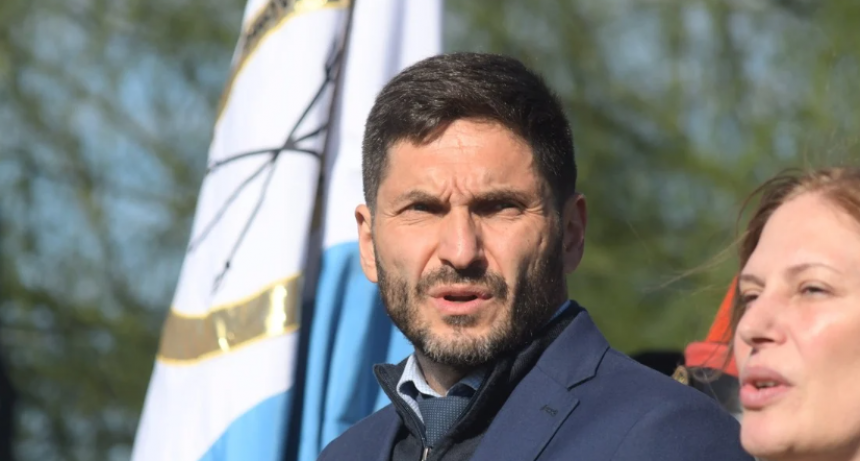 El gobernador Pullaro volvi&oacute; a solicitar una Justicia "m&aacute;s eficiente y no tan cara"