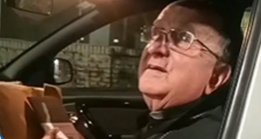 Escándalo: el arzobispo de Salta conducía sin carnet y admitió haber bebido