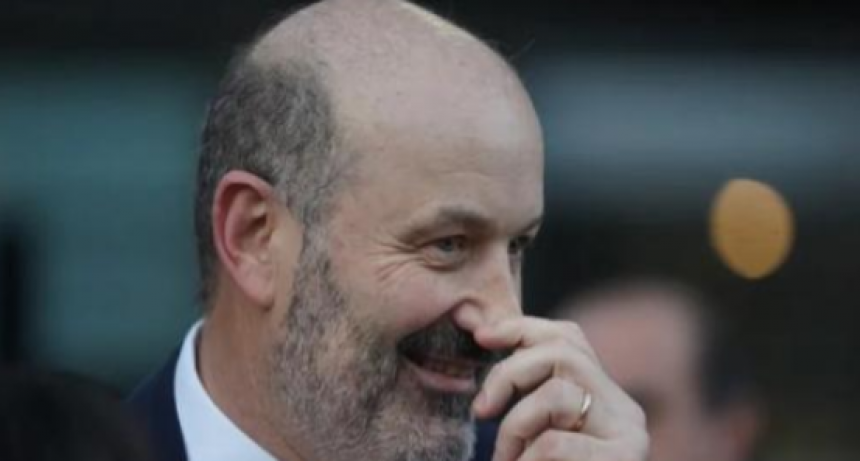 Federico Sturzenegger afirmó que si la Ley Bases no se aprueba habrá más impuestos y menor crecimiento