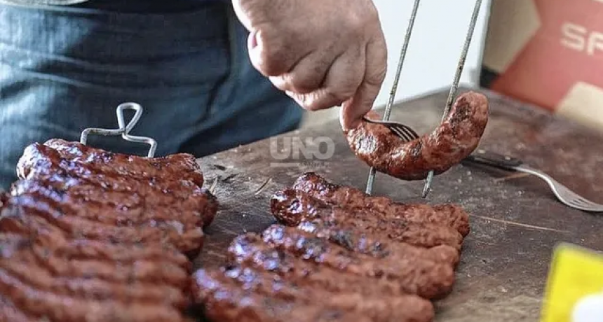 El peronismo santafesino quiere recuperar su mística y armó un encuentro donde hubo hasta choripanes