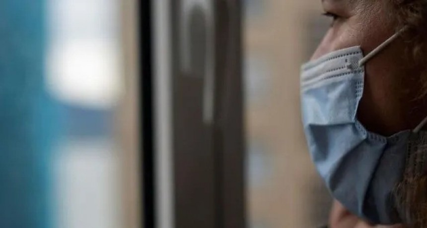 El 90% de la población que se contagia hoy de Covid transita la enfermedad con 