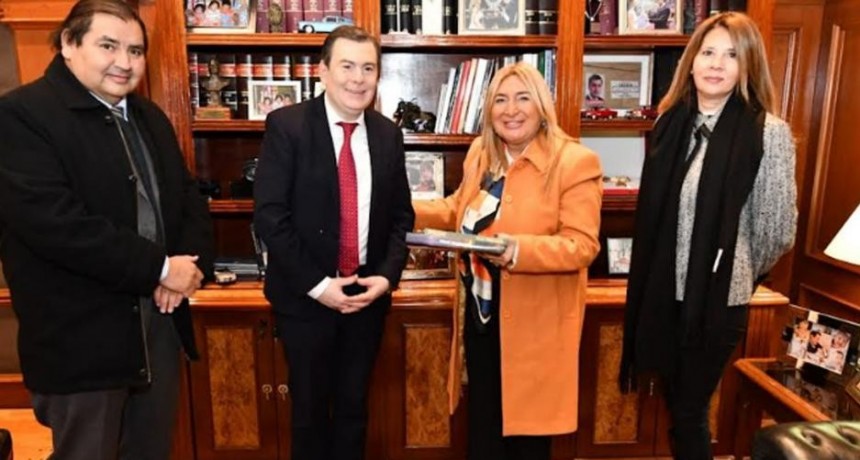 El gobernador recibió a la presidente de la Federación Argentina de la Magistratura
