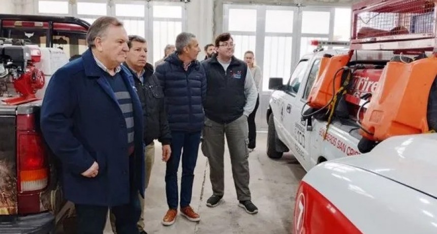 Michlig, González y Rigo entregaron aportes a distintas instituciones de San Cristóbal 